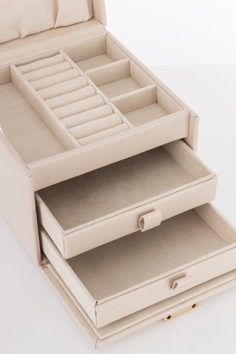 Box pentru bijuterii 21cm Box pentru bijuterii 21cm